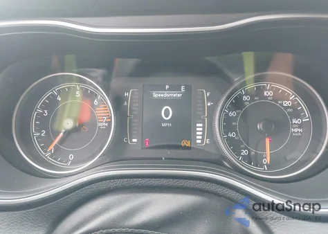 2019 Jeep Cherokee Latitude 4X4 from USA, damaged, VIN 1C4PJMCB6KD455351